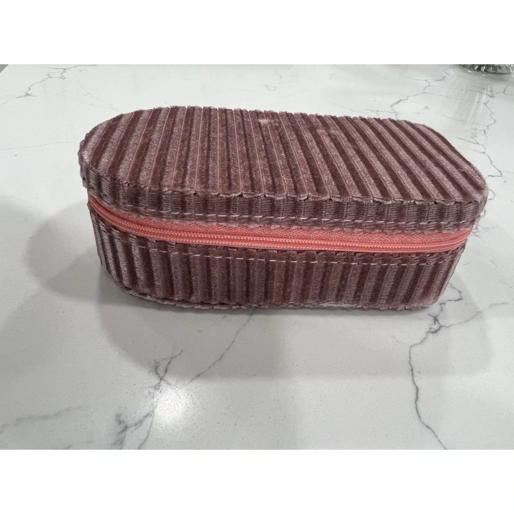 A New Day Elongated Organizer  Travel Carrier Jewelry Box